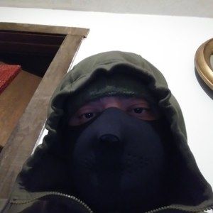 Meet your Posher, Holiday